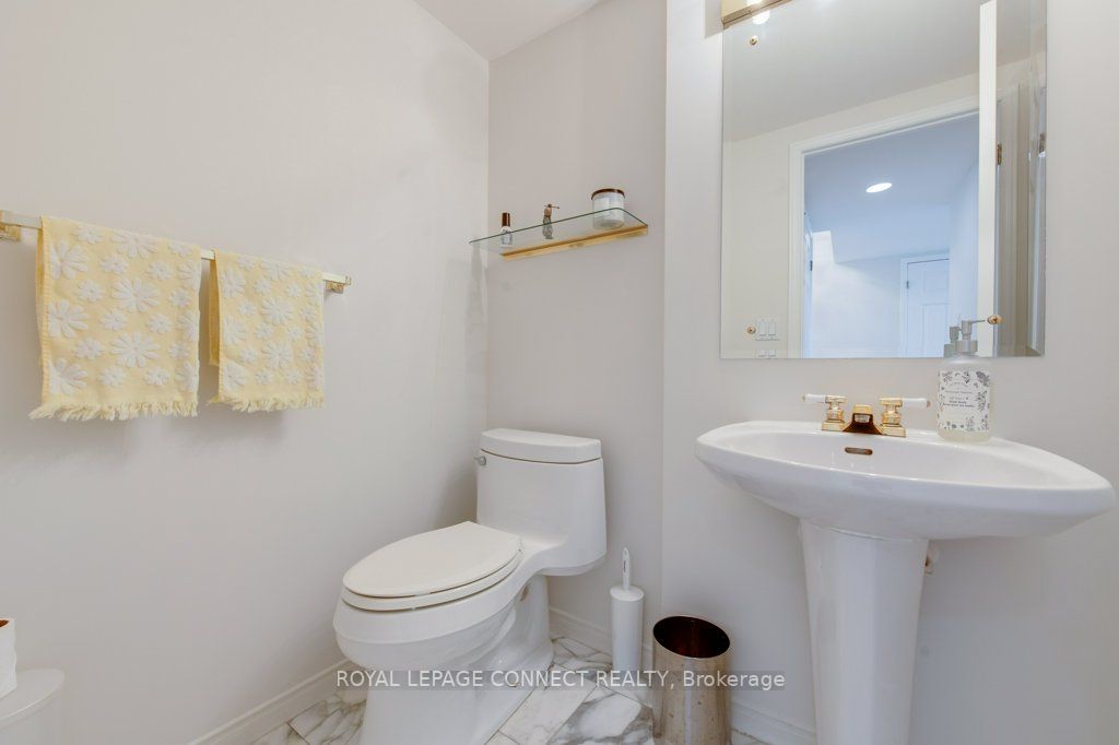 1818 Bayview Ave, #608