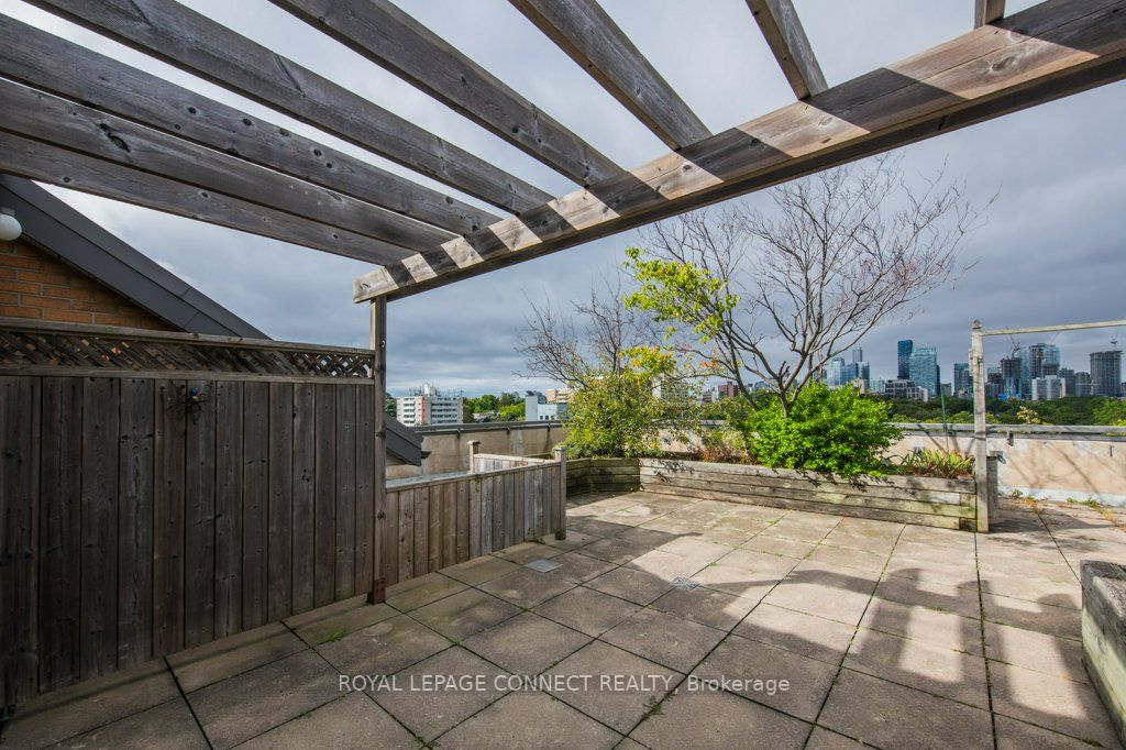 1818 Bayview Ave, #608