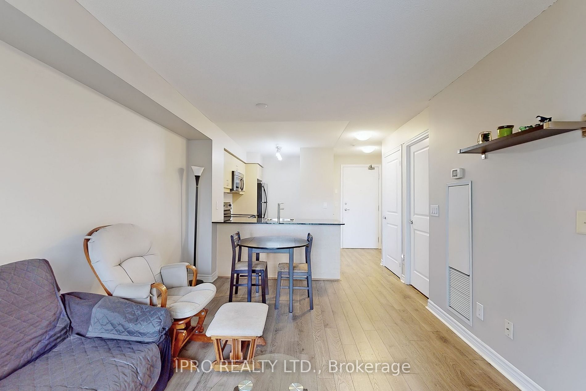 27 Rean Dr, #518