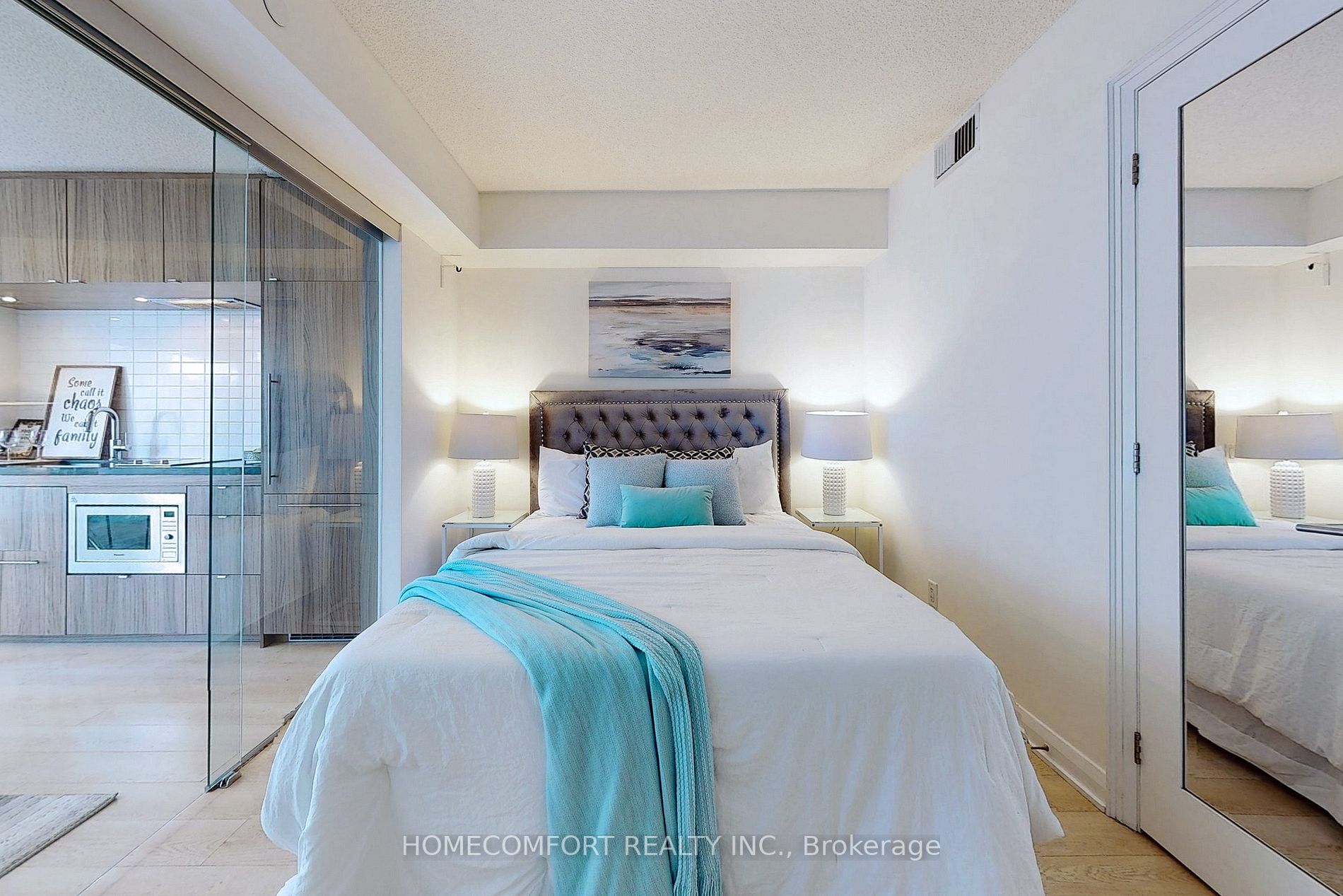 155 Yorkville Ave, #2011