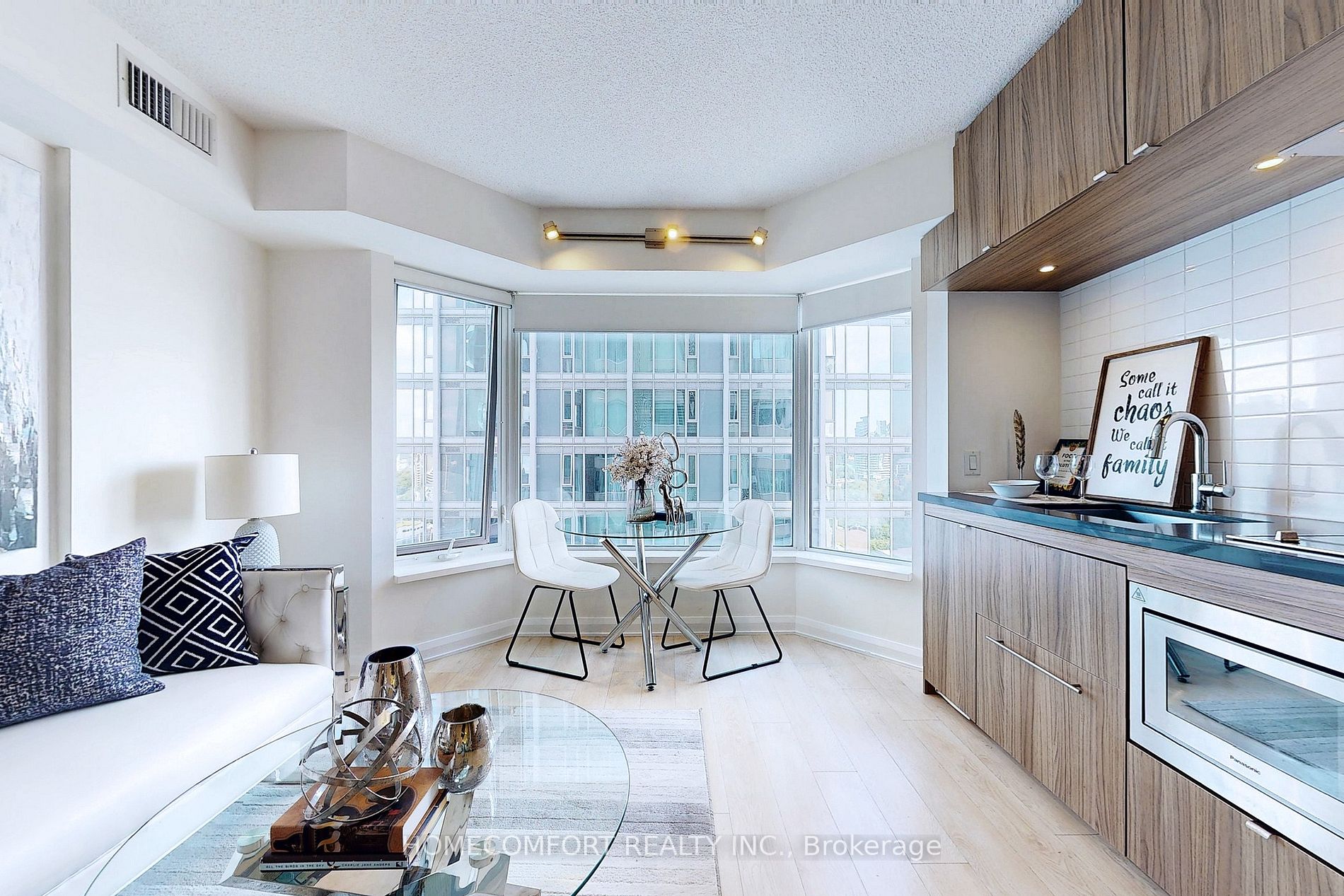 155 Yorkville Ave, #2011