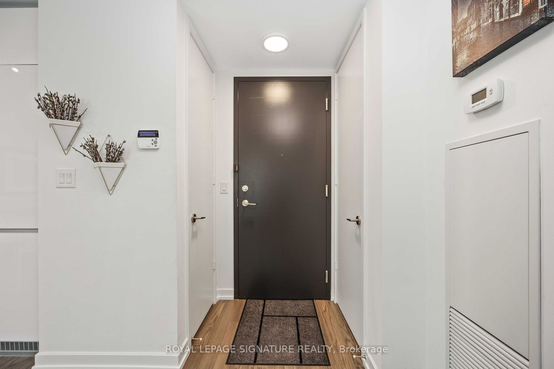 377 Madison Ave, #527