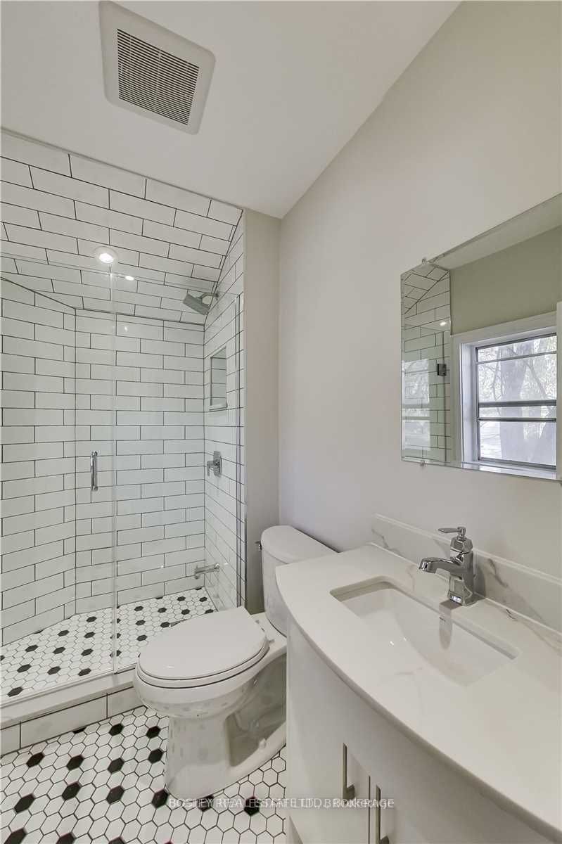 119 Sheppard Avenue W, #Upper