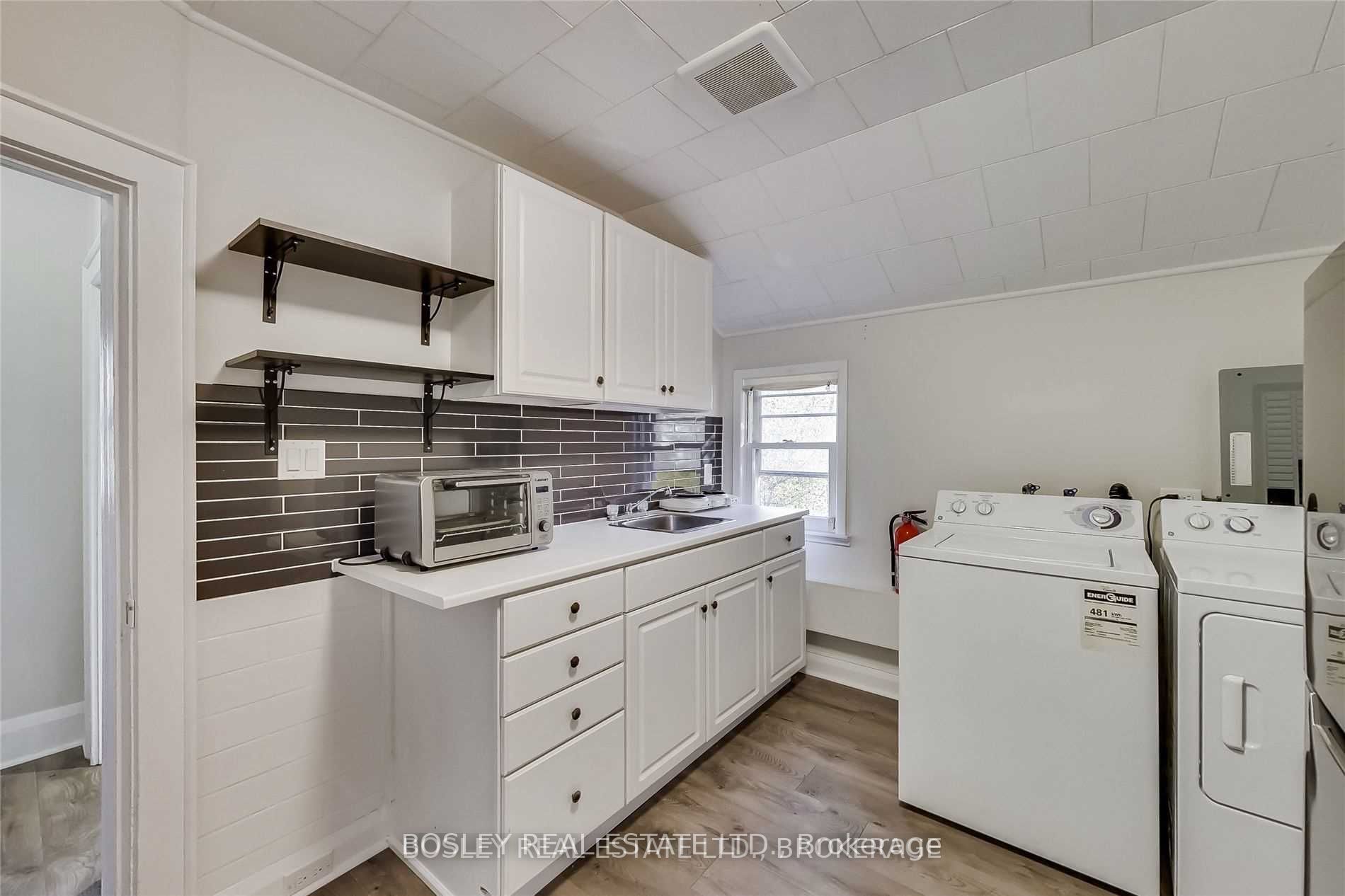 119 Sheppard Avenue W, #Upper
