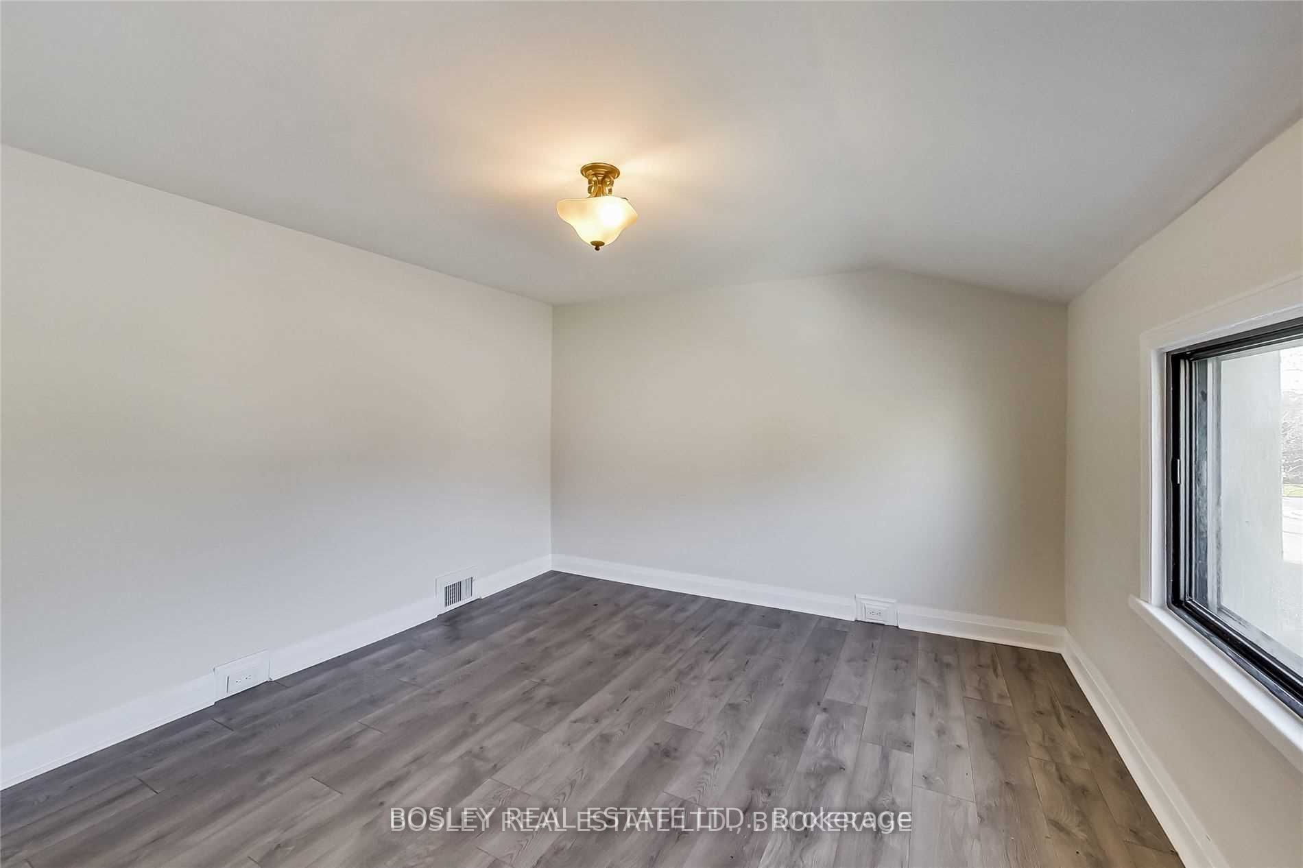 119 Sheppard Avenue W, #Upper