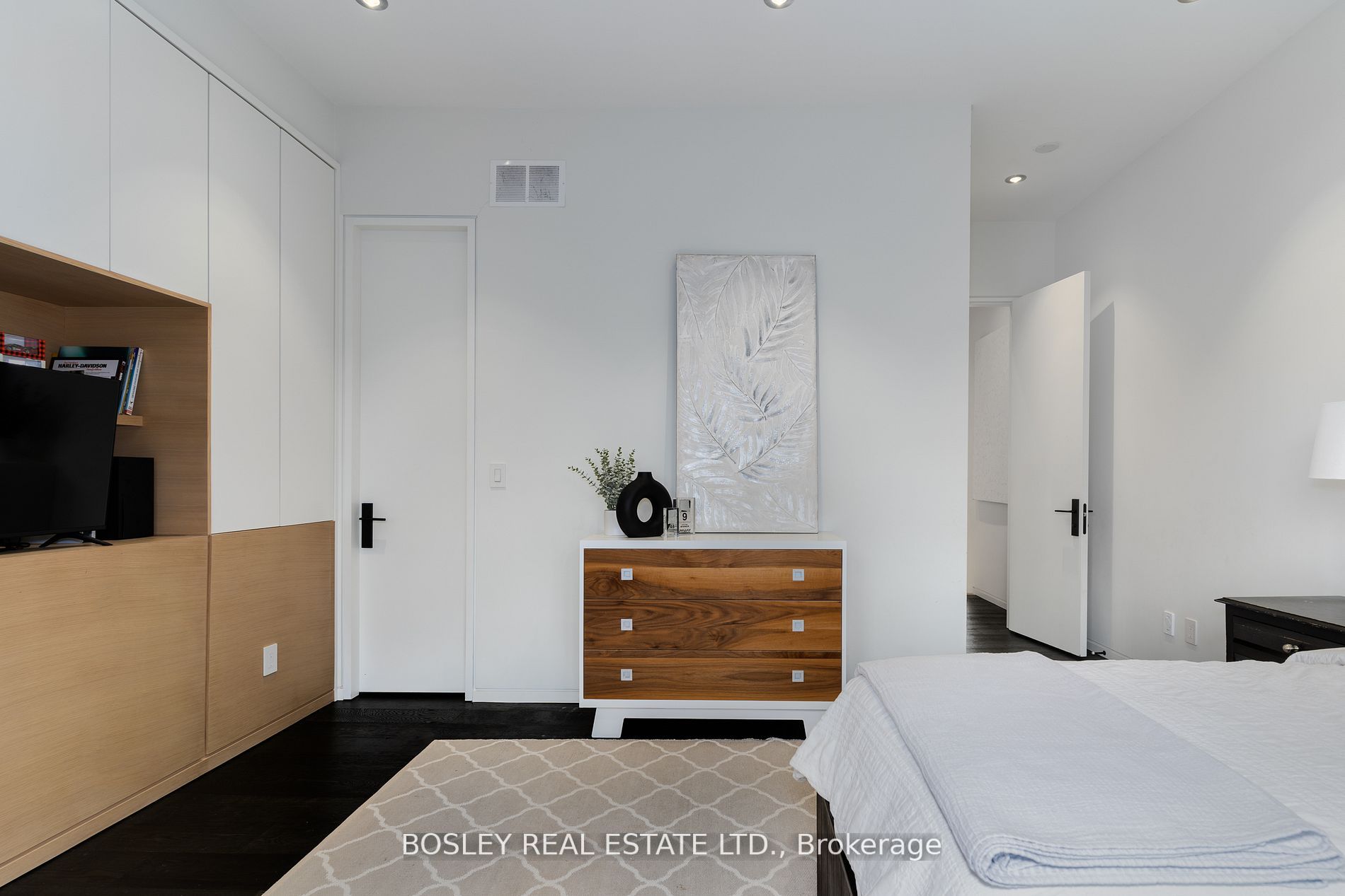 47 De Vere Gdns