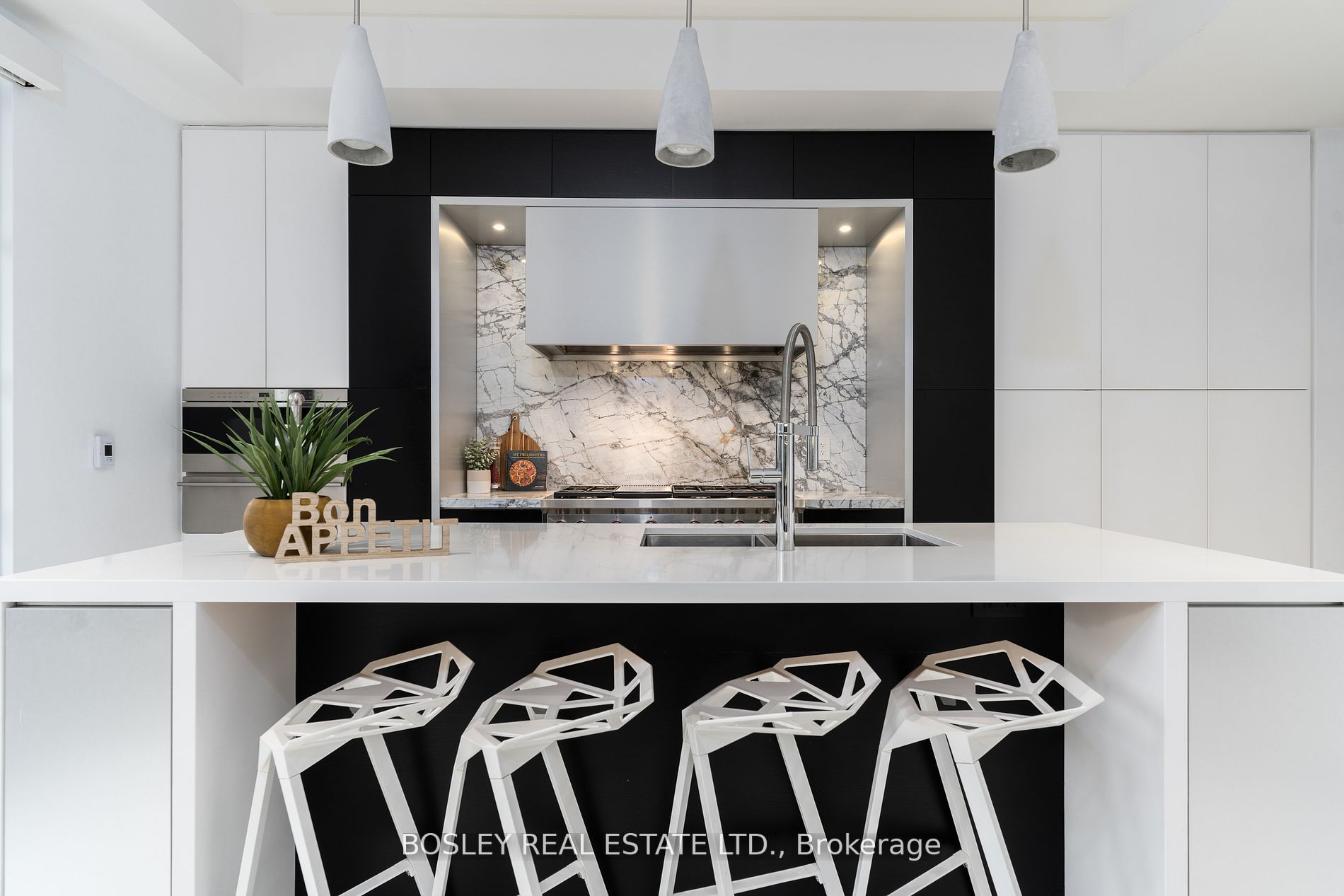 47 De Vere Gdns