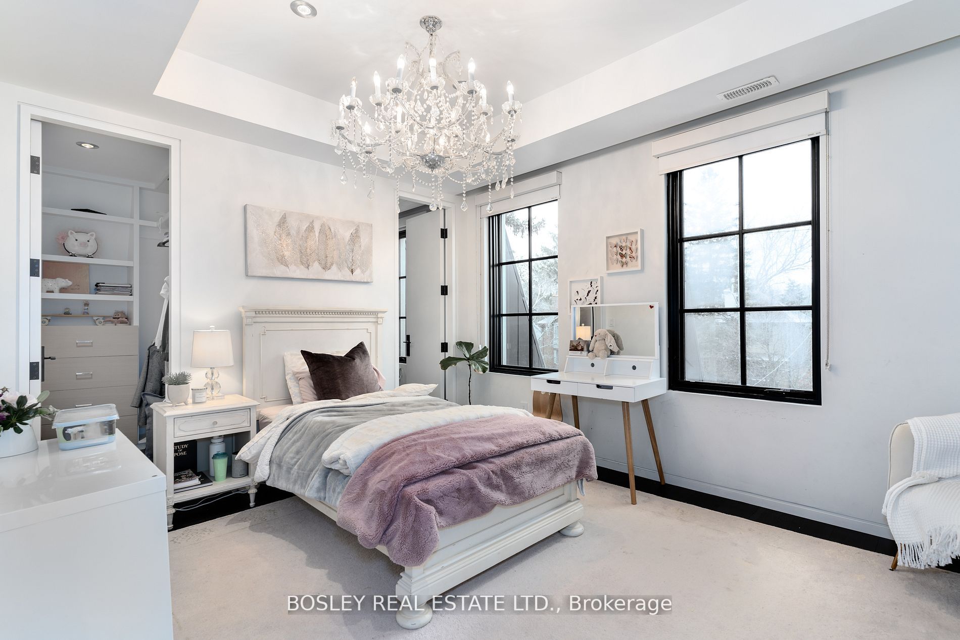 47 De Vere Gdns
