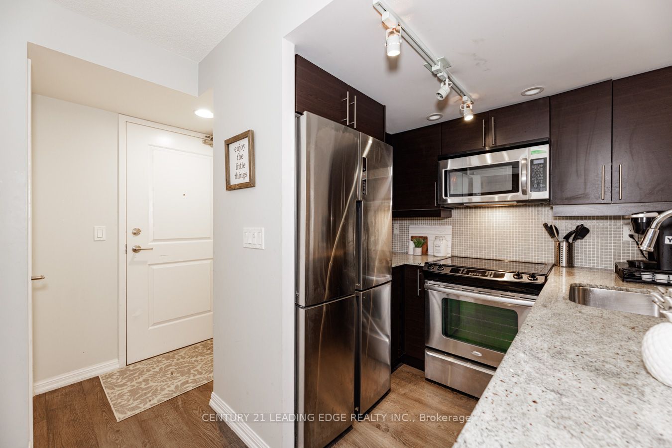 65 East Liberty St, #418