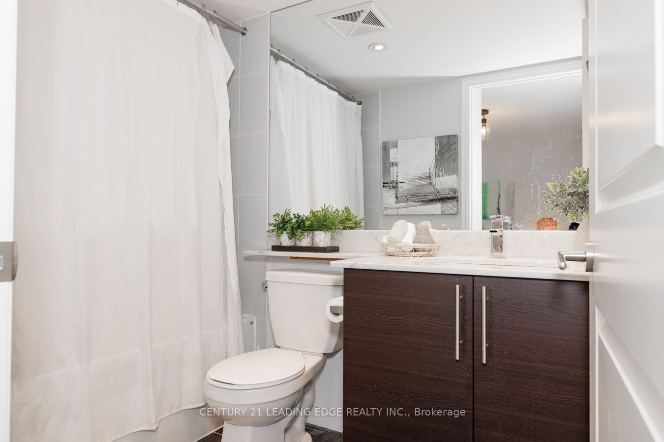 65 East Liberty St, #418
