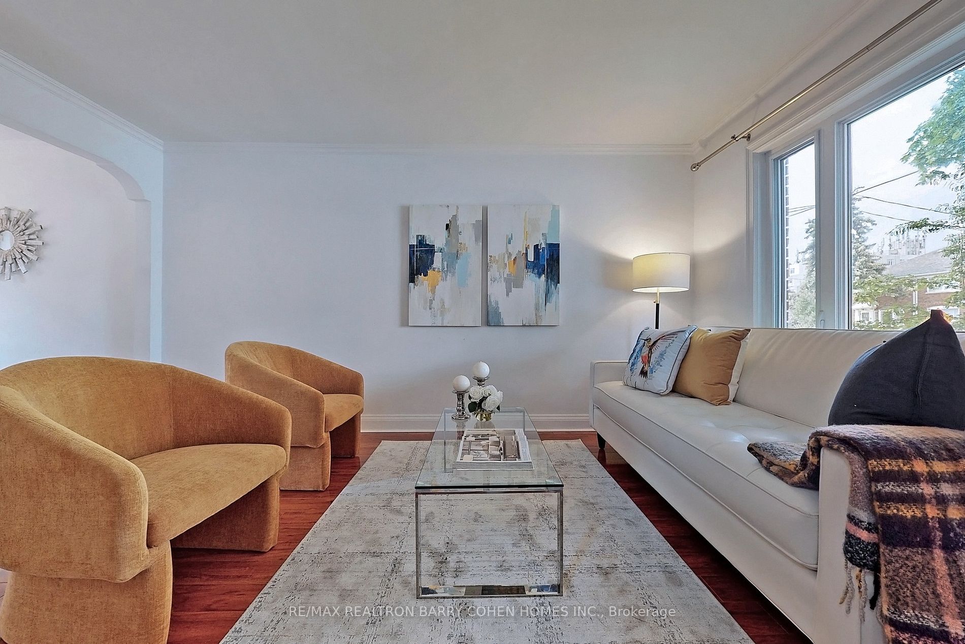 281 Laird Dr