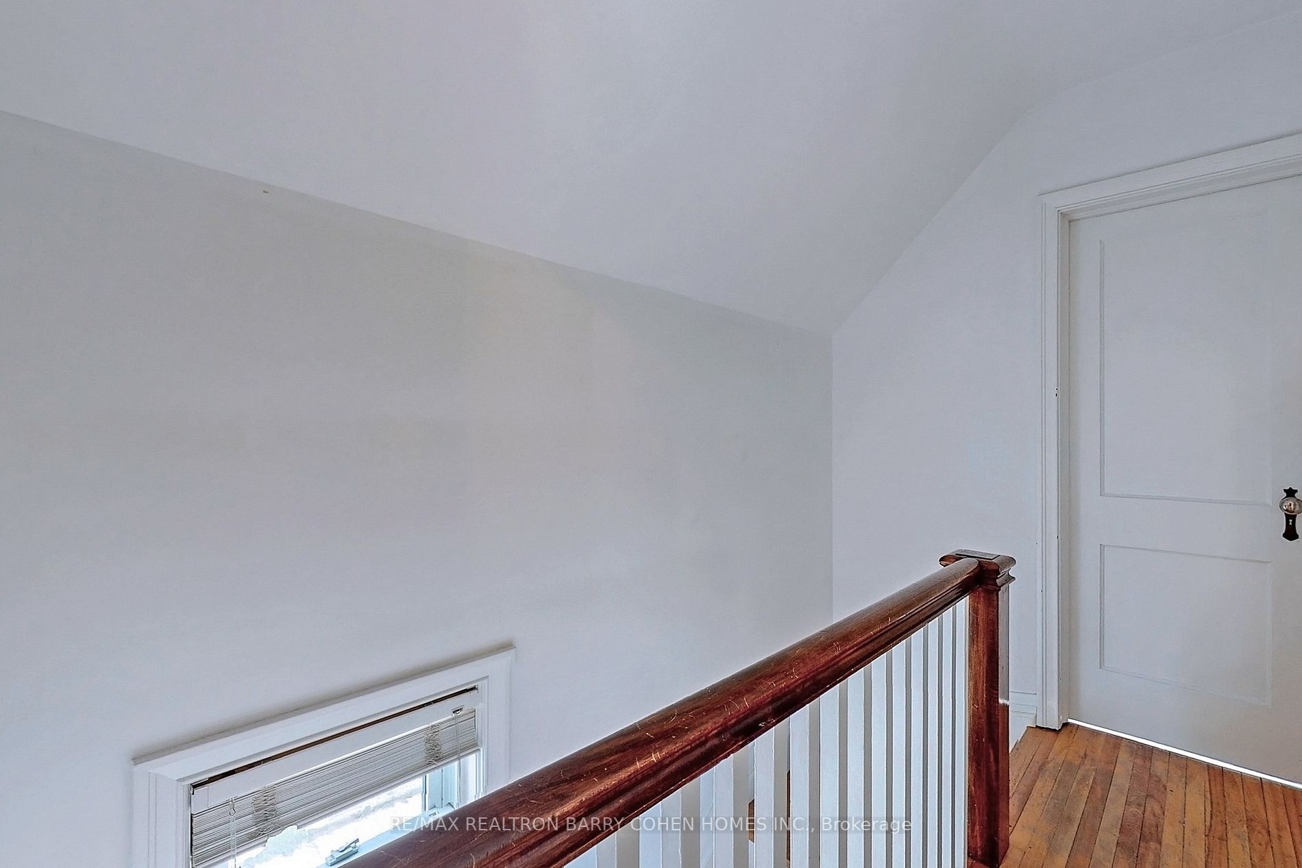 281 Laird Dr