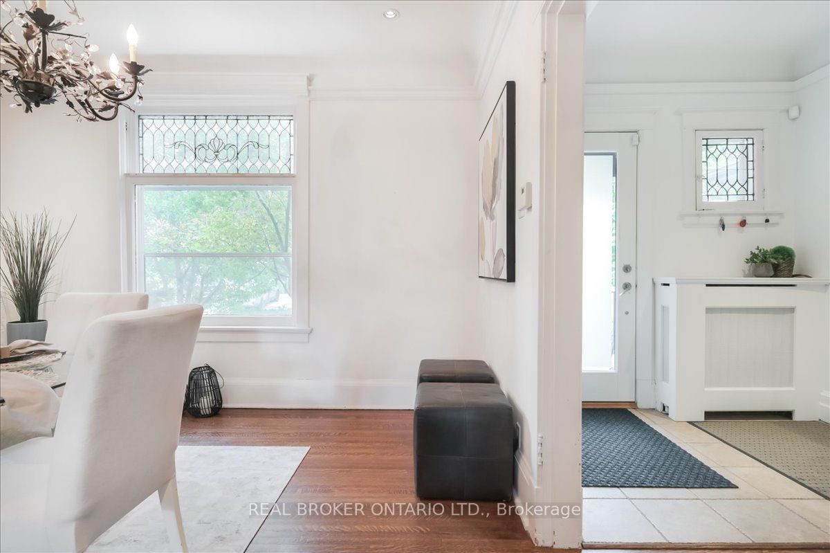 9 Duggan Ave