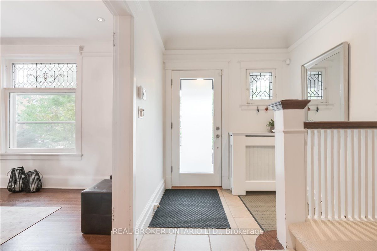 9 Duggan Ave