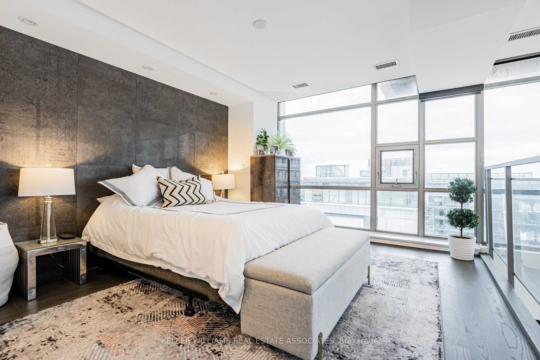 637 Lake Shore Blvd, #627
