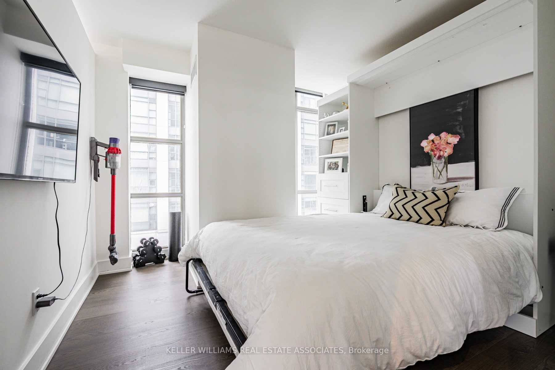 637 Lake Shore Blvd, #627