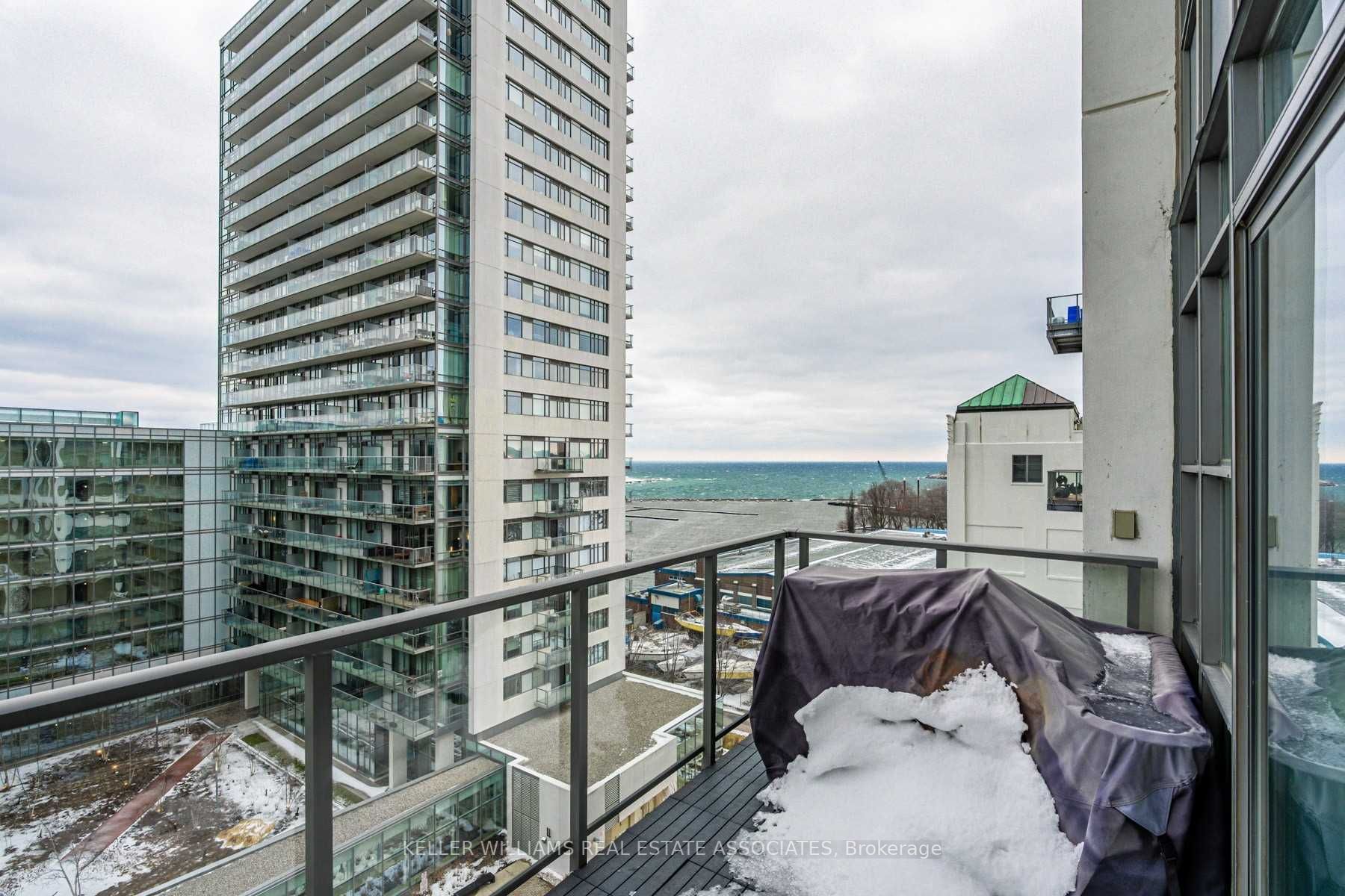 637 Lake Shore Blvd, #627