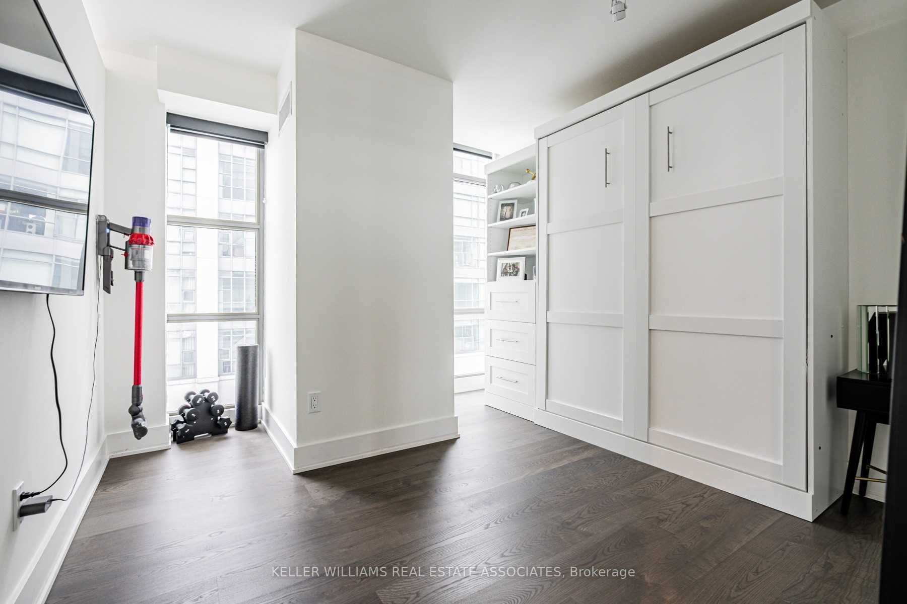 637 Lake Shore Blvd, #627