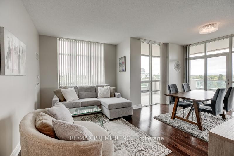 10 Bloorview Pl, #1012