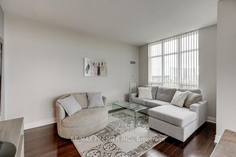 10 Bloorview Pl, #1012