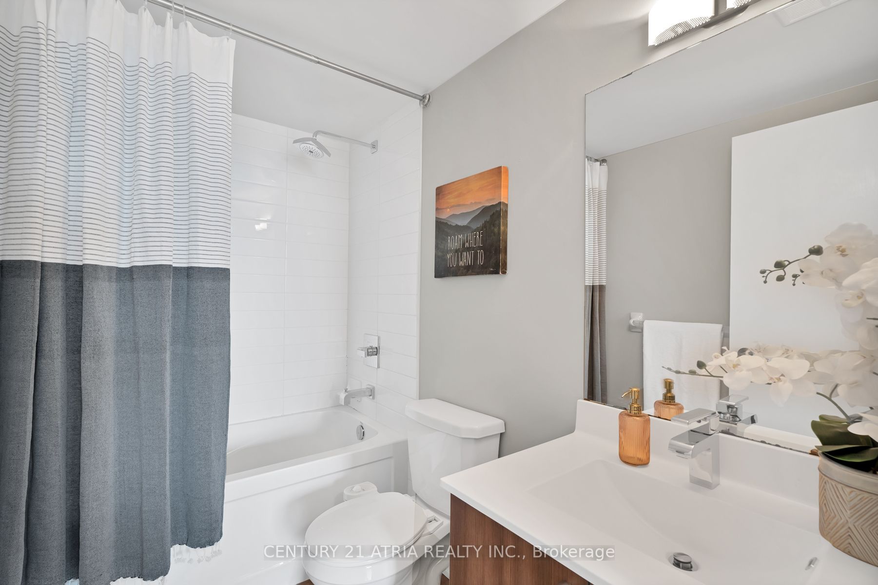 5740 yonge Street, #1706