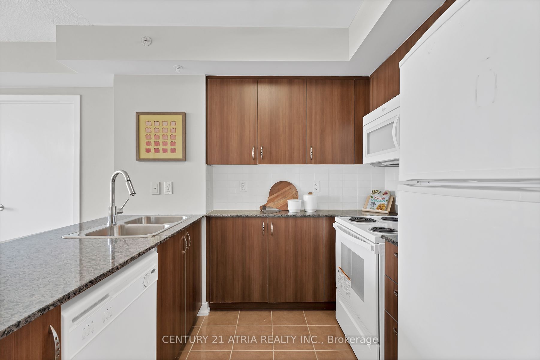 5740 yonge Street, #1706