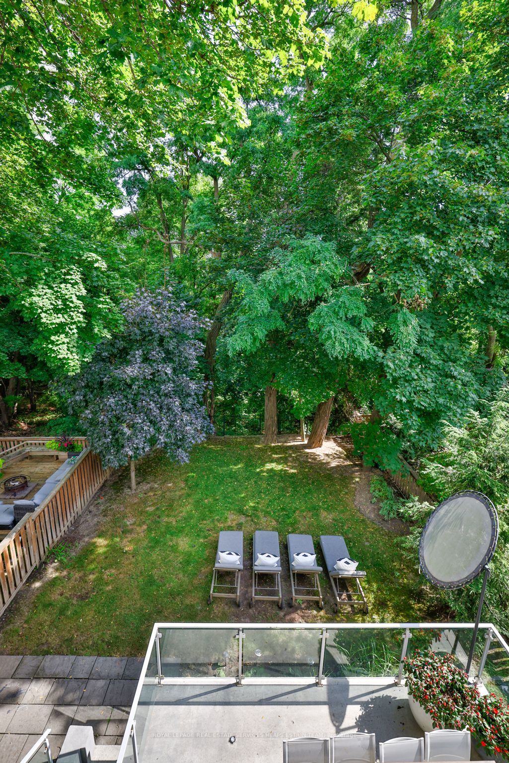 63 Douglas Cres