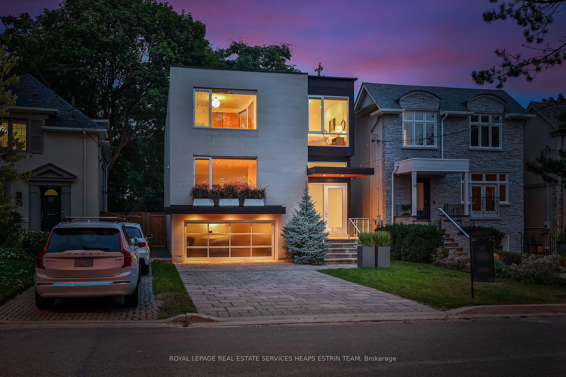 63 Douglas Cres