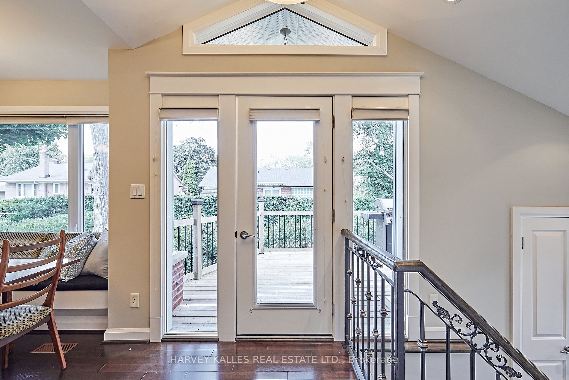 39 Cedarbank Crescent