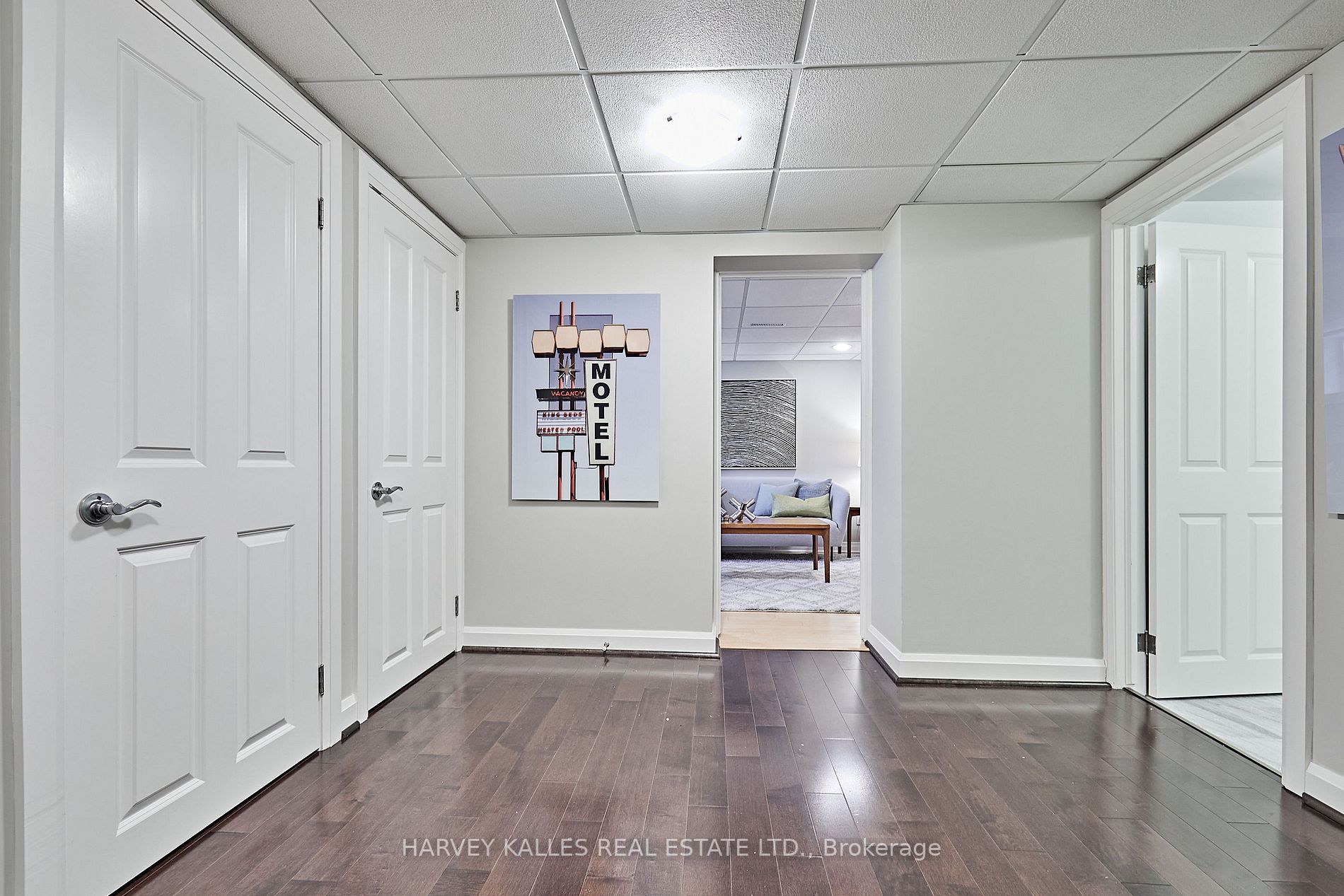 39 Cedarbank Crescent