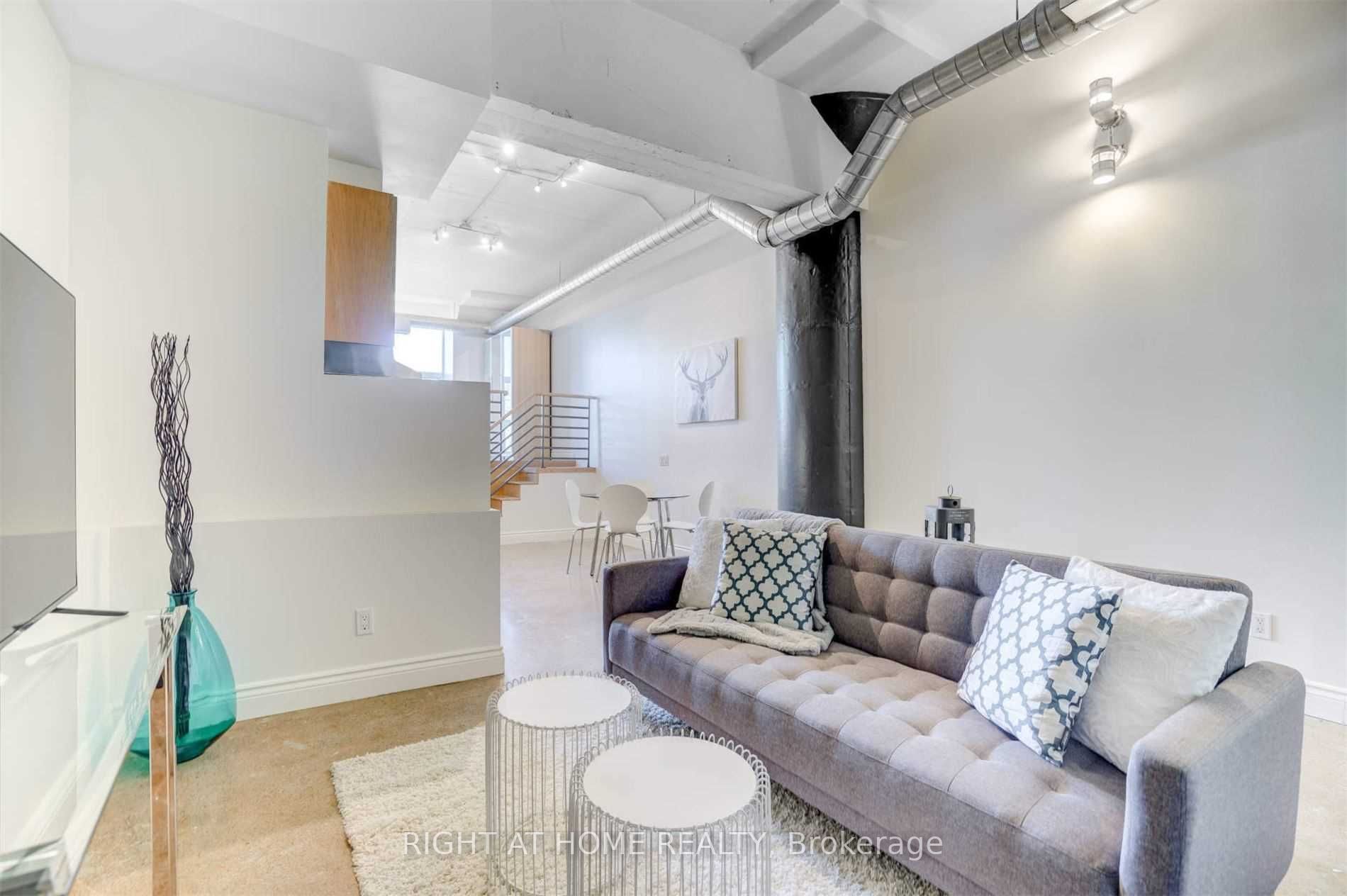 155 Dalhousie St, #718