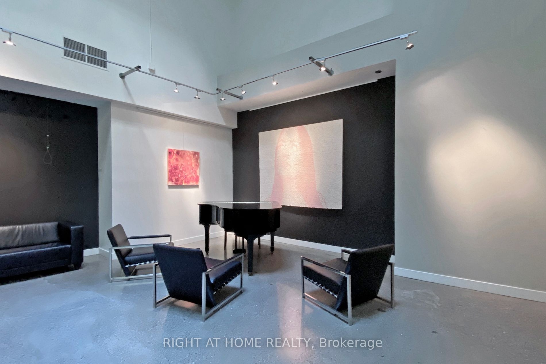 155 Dalhousie St, #718