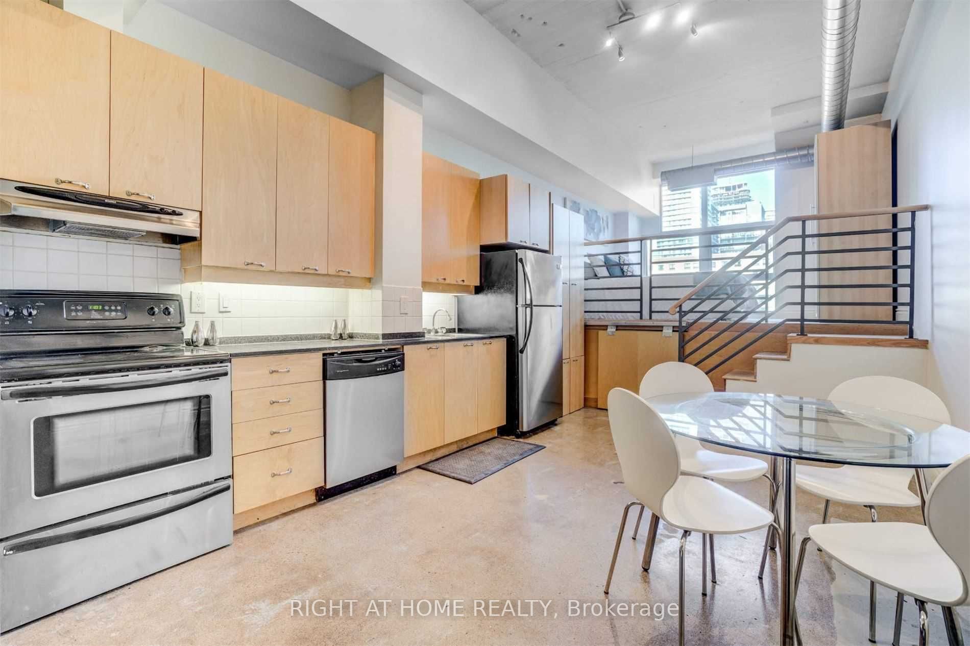 155 Dalhousie St, #718
