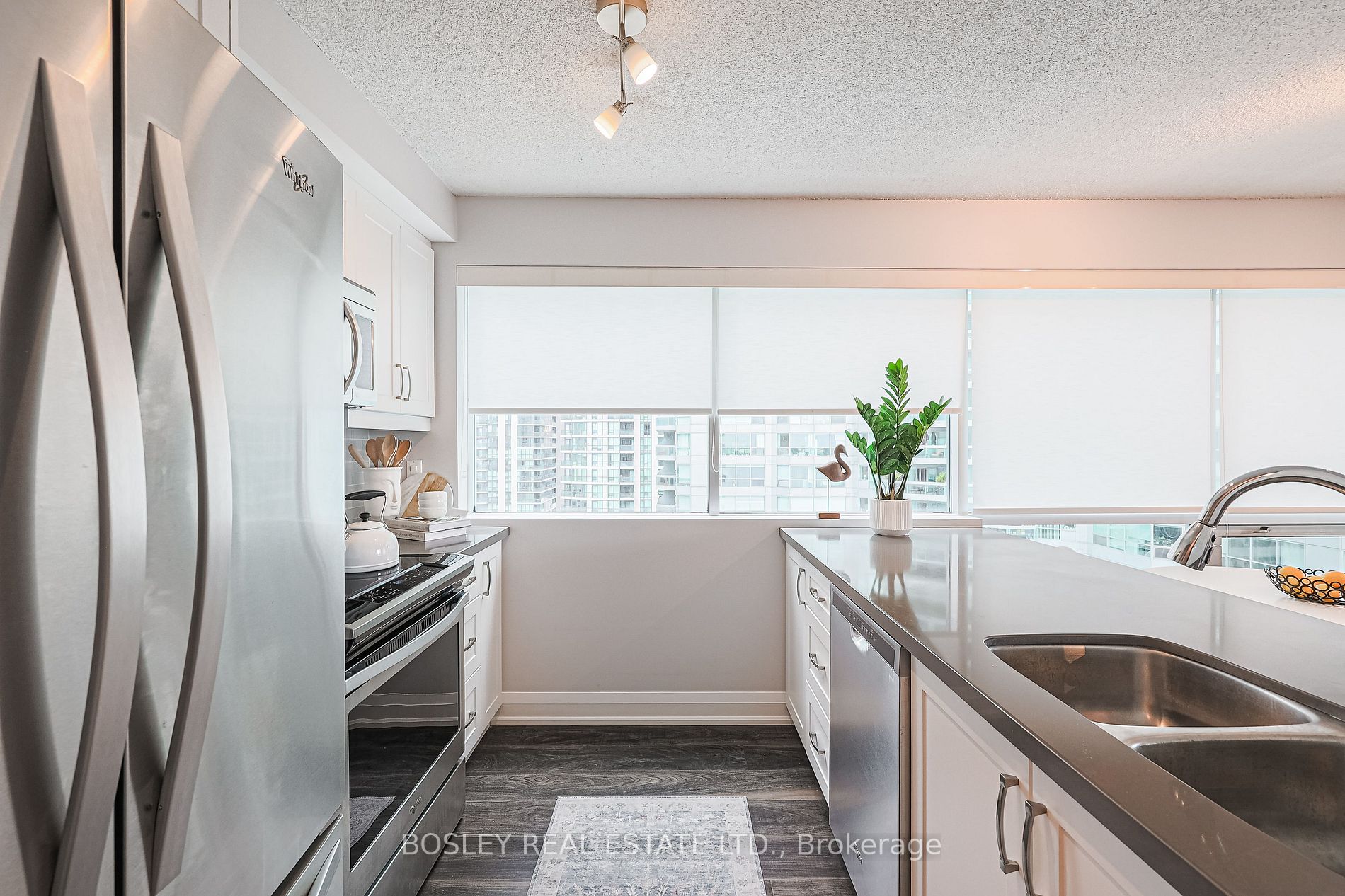 10 Queens Quay W, #1603
