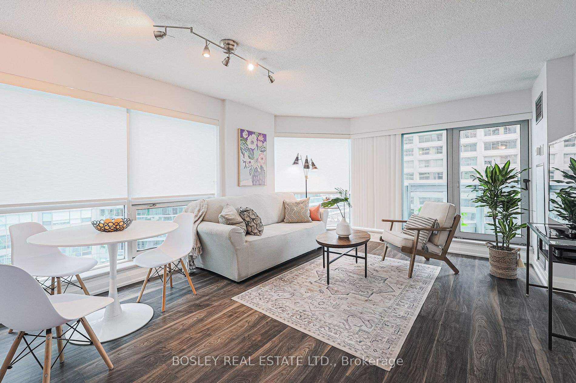 10 Queens Quay W, #1603