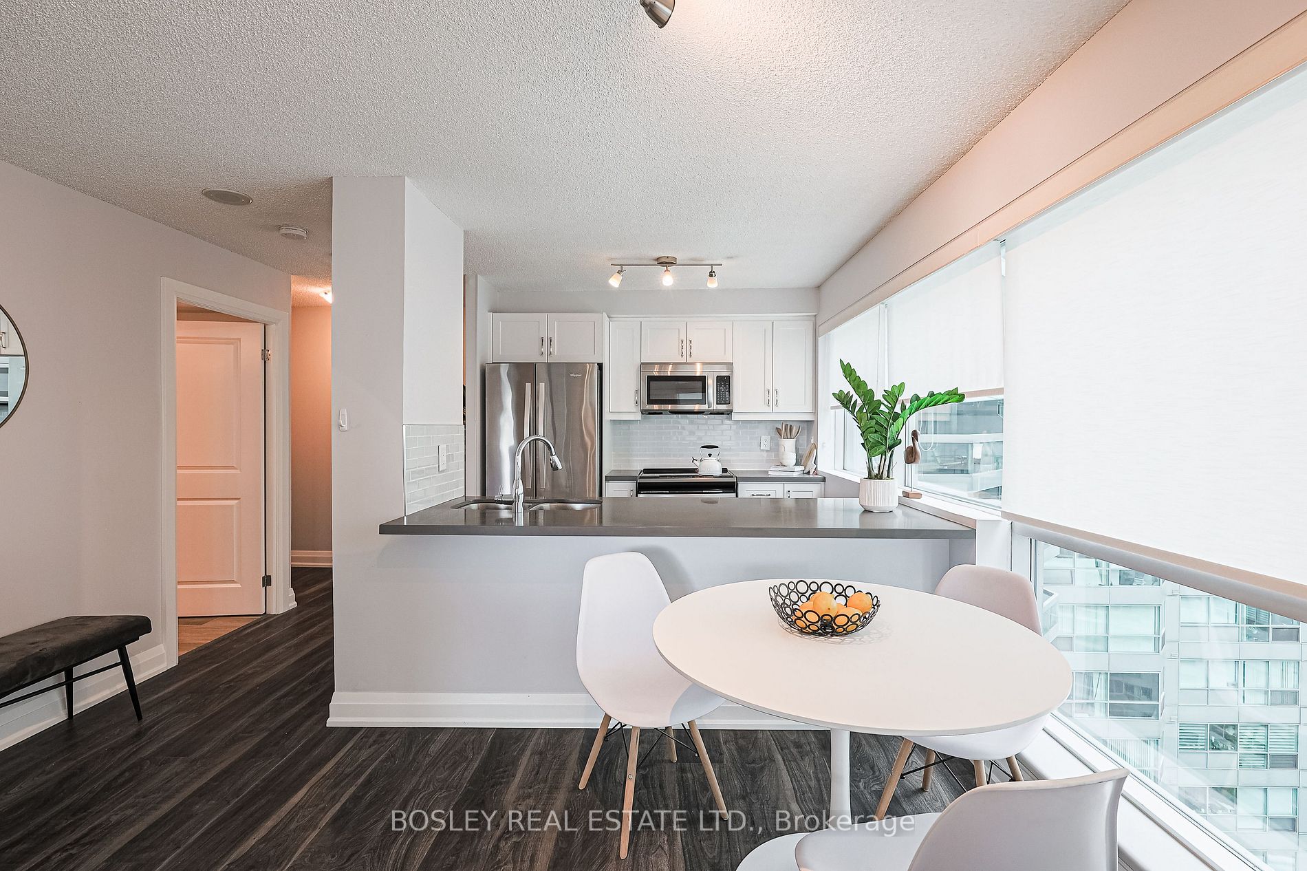 10 Queens Quay W, #1603