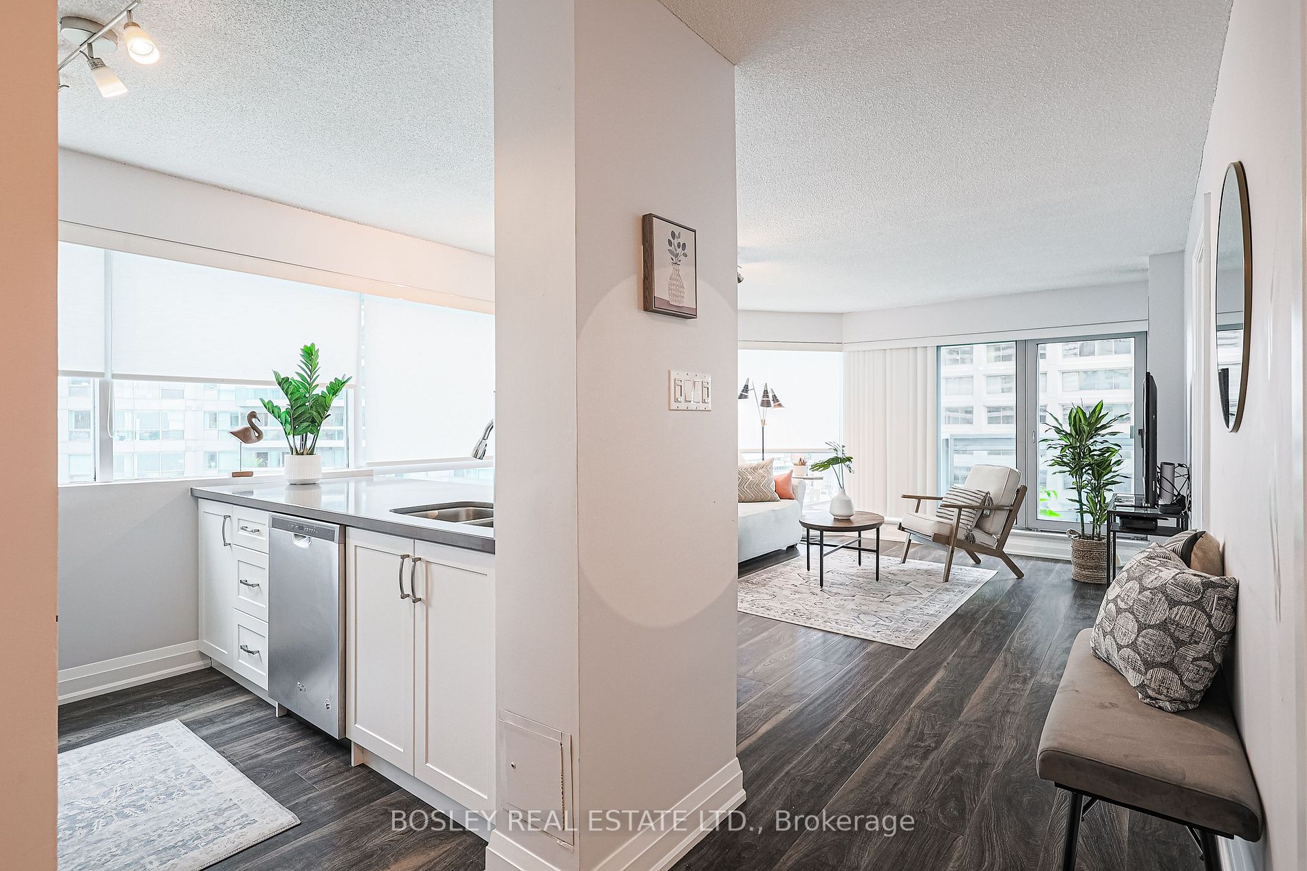 10 Queens Quay W, #1603