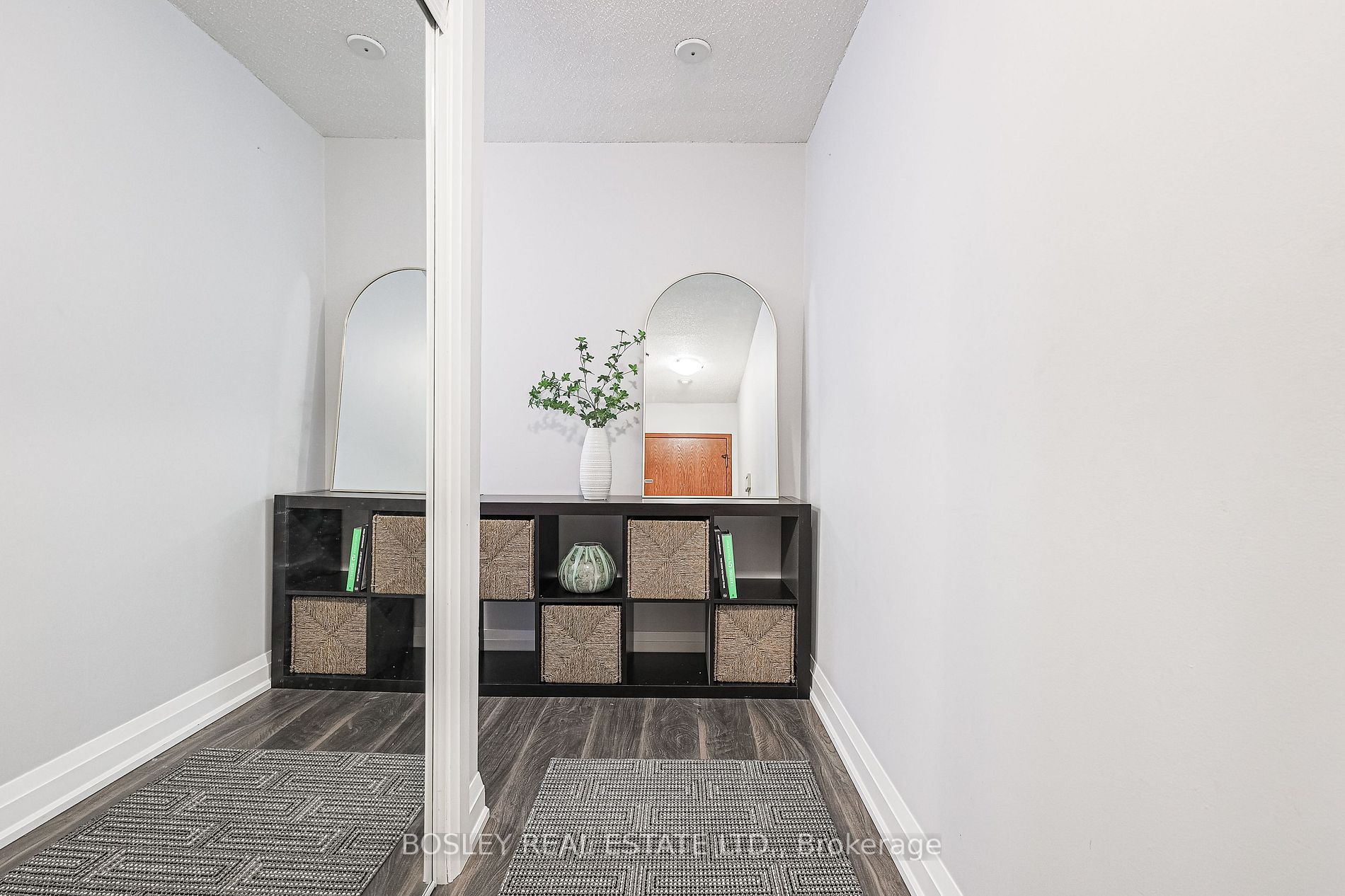 10 Queens Quay W, #1603