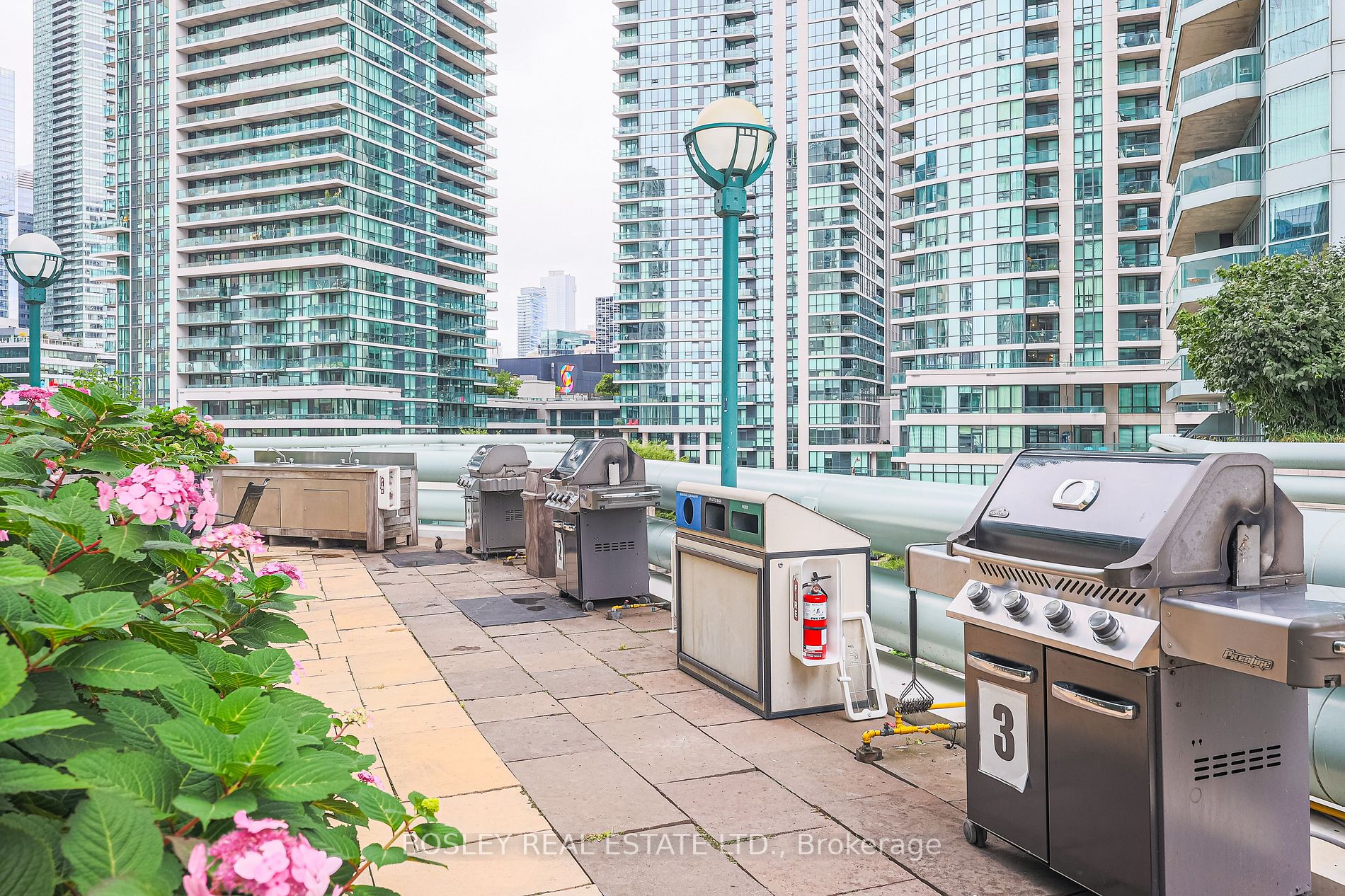 10 Queens Quay W, #1603