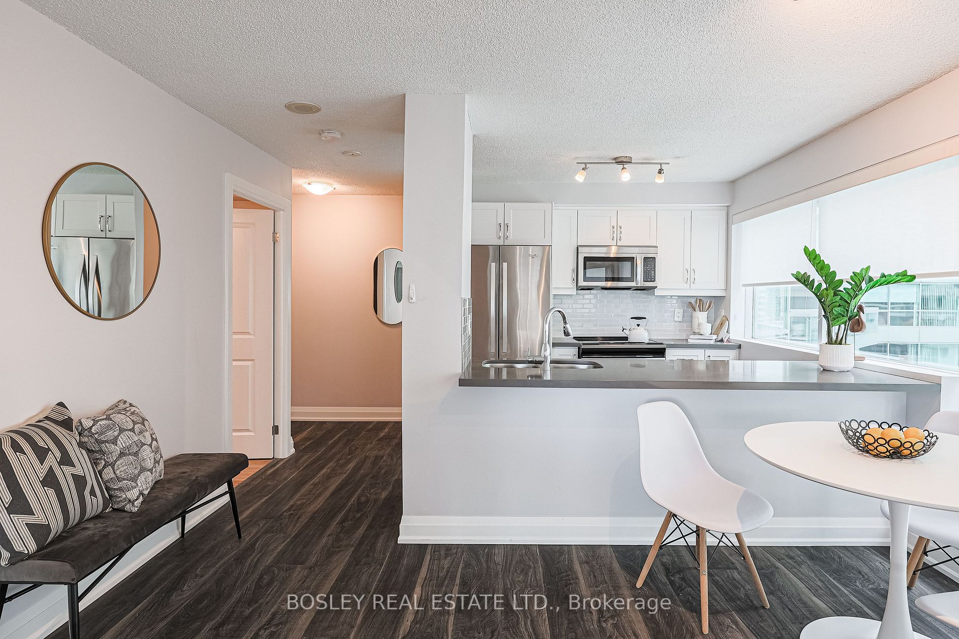 10 Queens Quay W, #1603