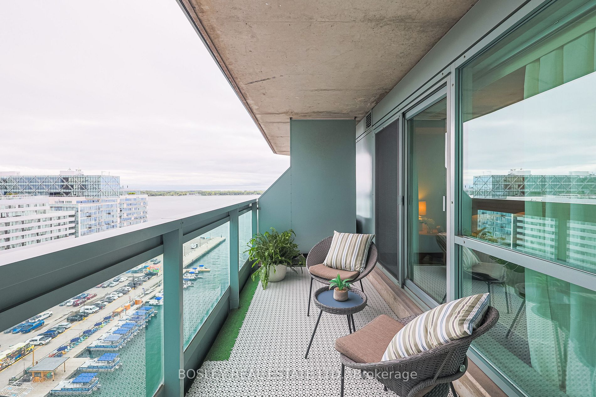 10 Queens Quay W, #1603