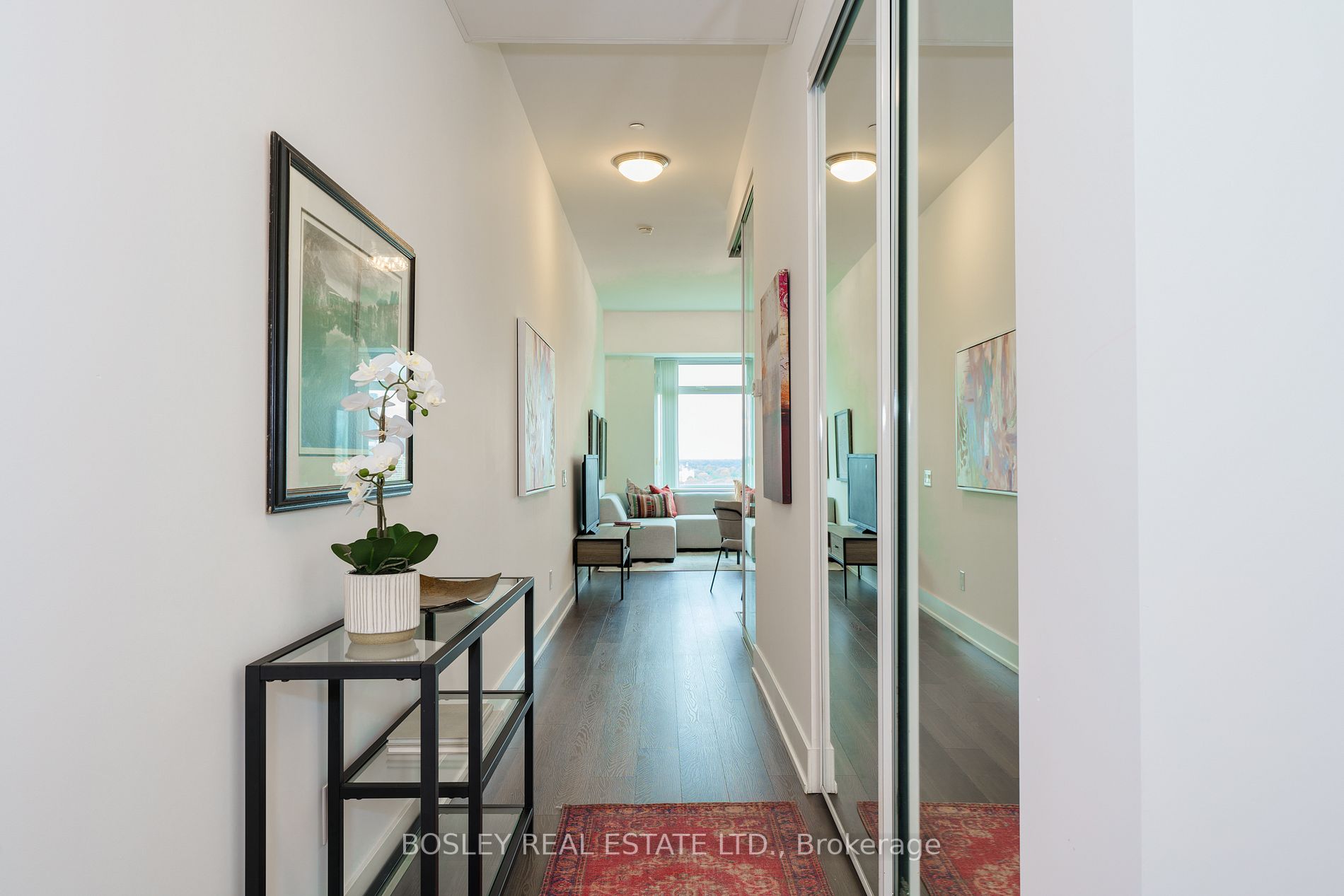 111 St Clair Ave W, #1423