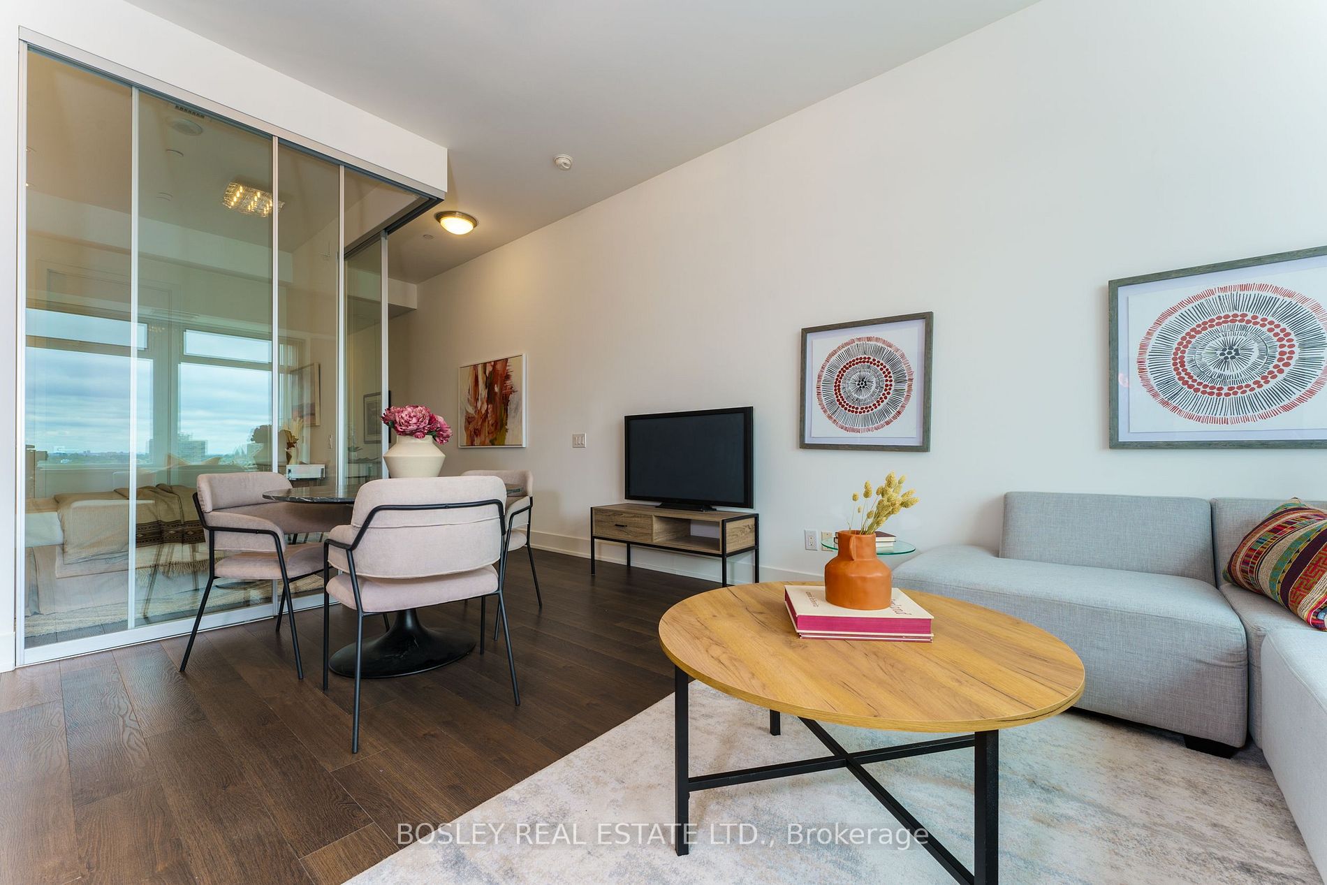 111 St Clair Ave W, #1423