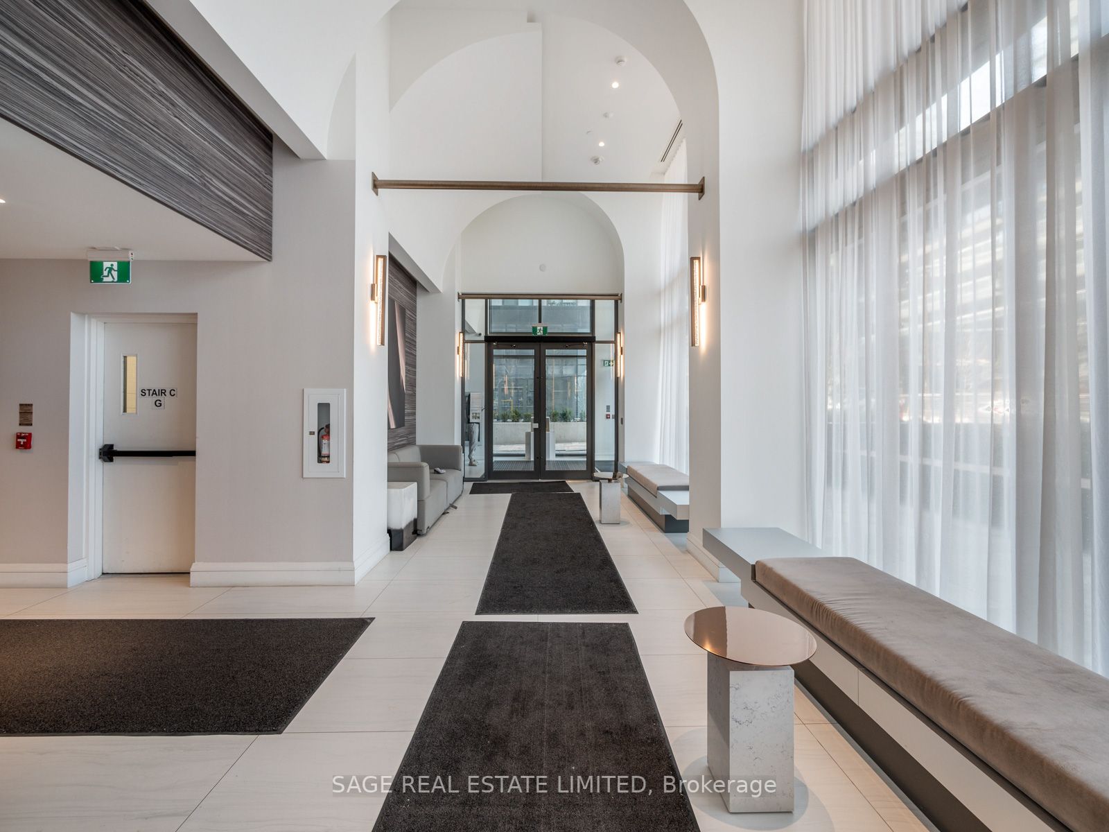 39 Roehampton Avenue, #4602