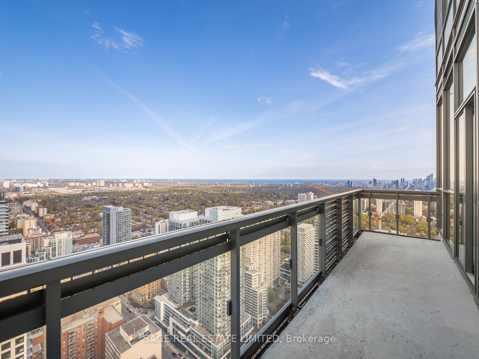39 Roehampton Avenue, #4602
