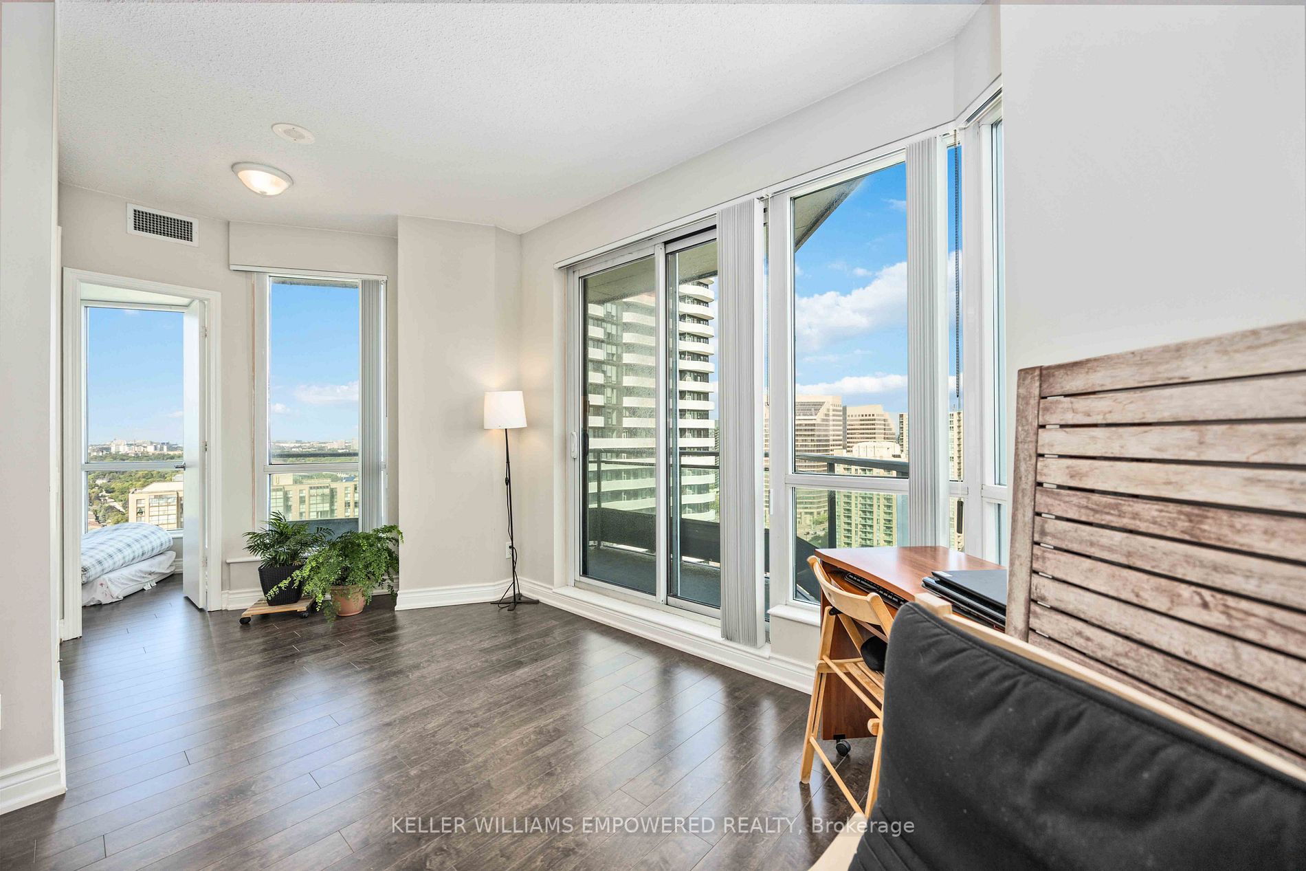 Listing C6811704 - Large Photo # 6