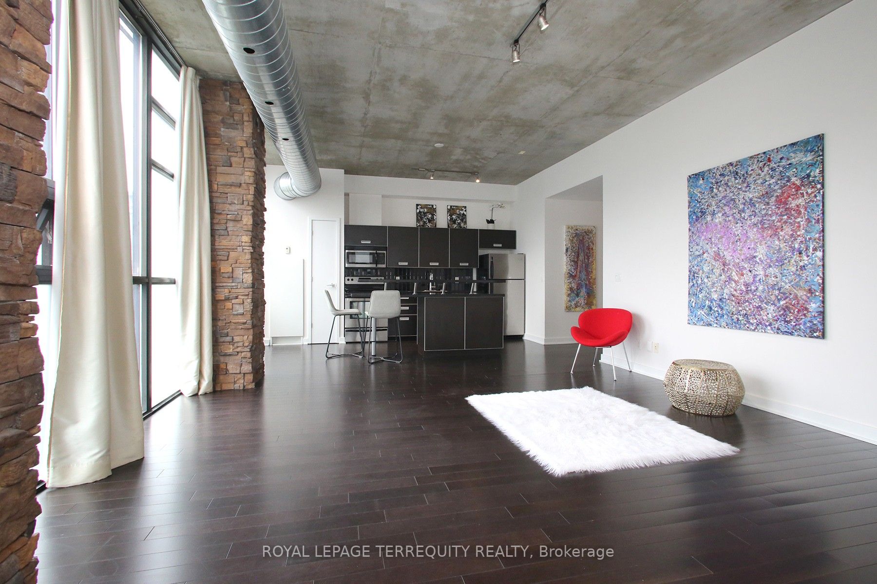 60 Bathurst St, #612