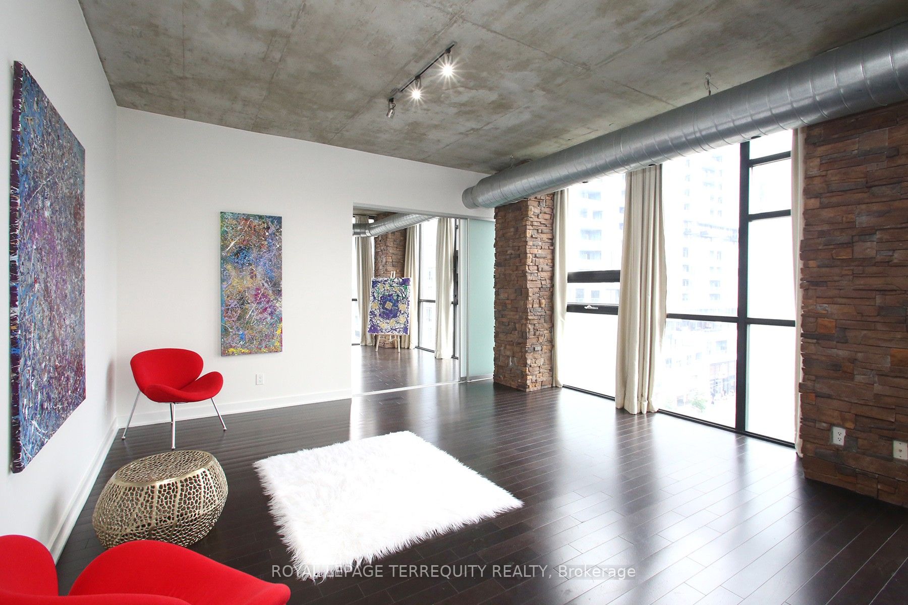 60 Bathurst St, #612