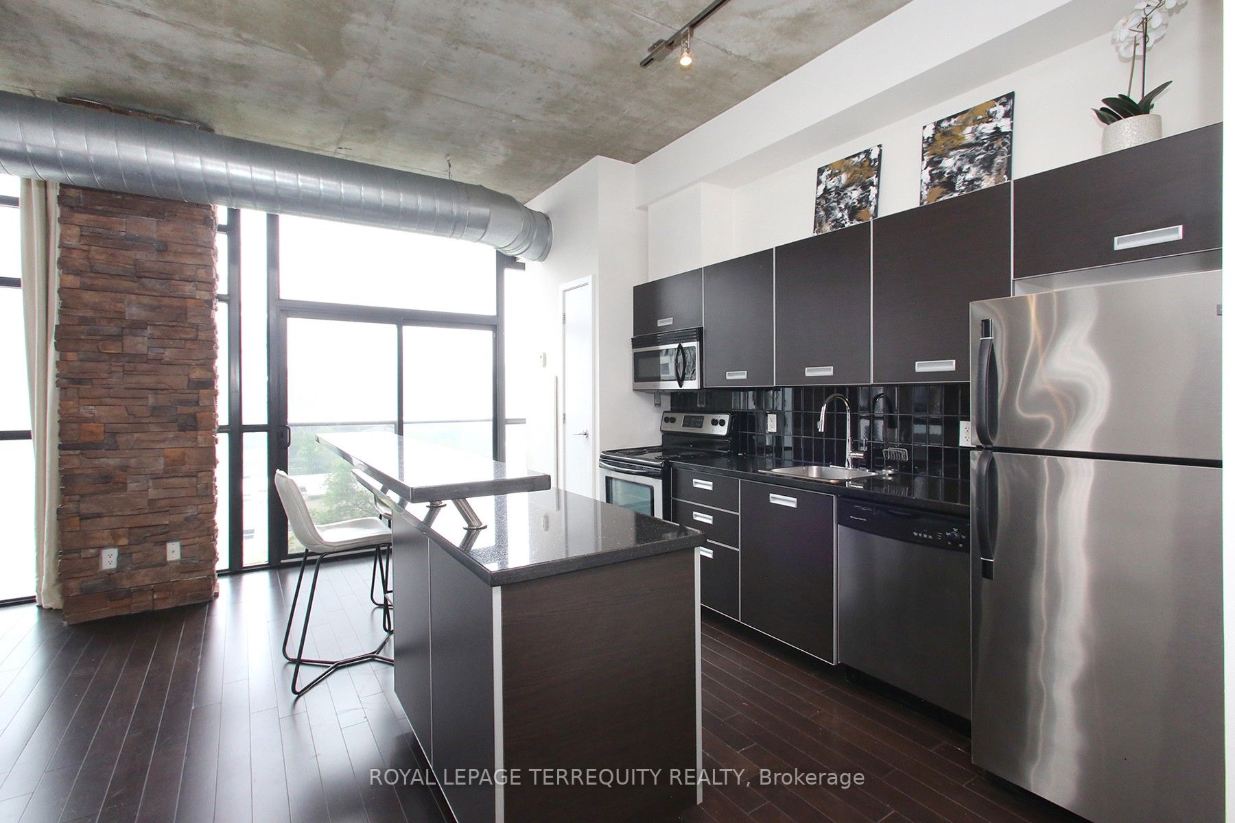 60 Bathurst St, #612