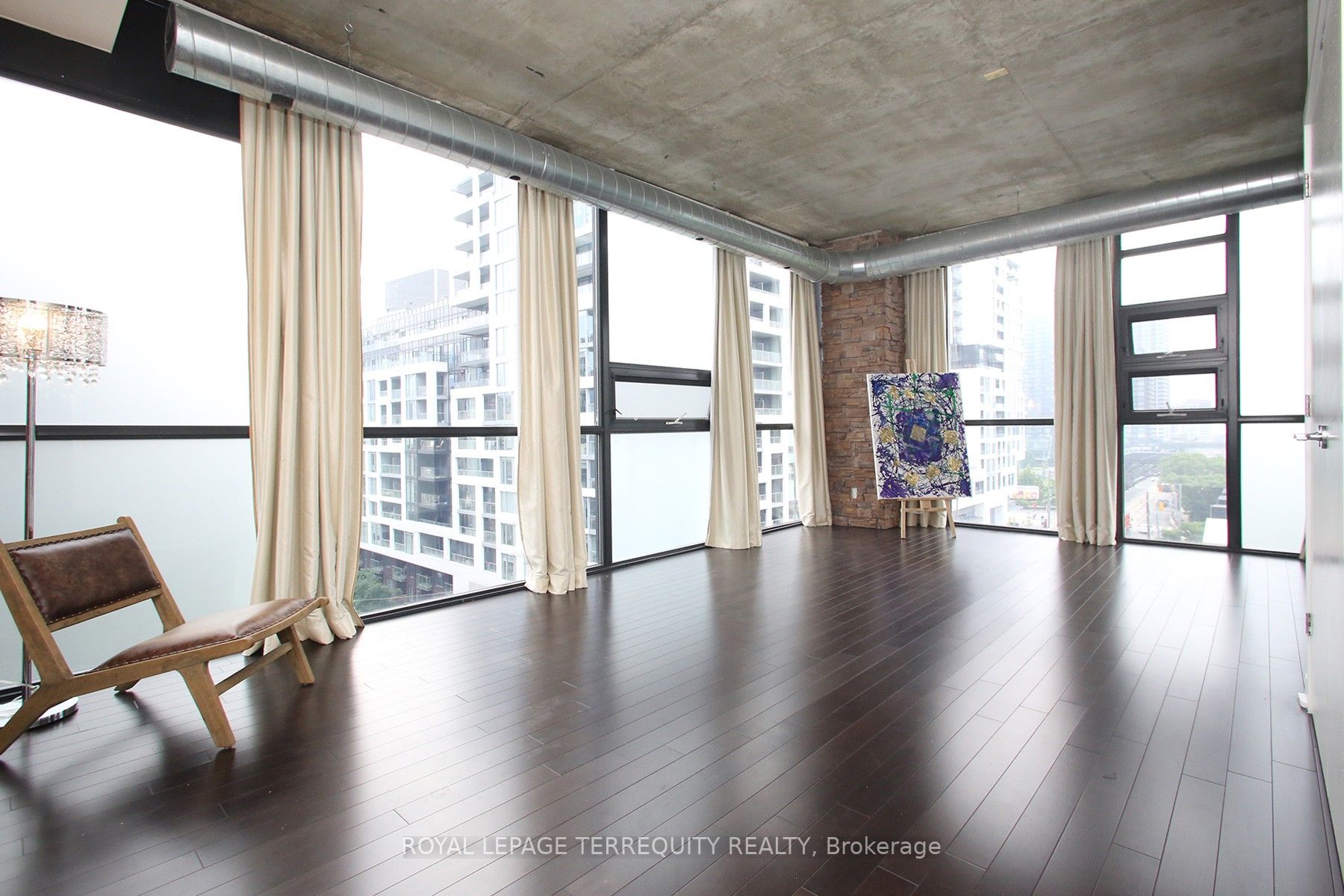 60 Bathurst St, #612